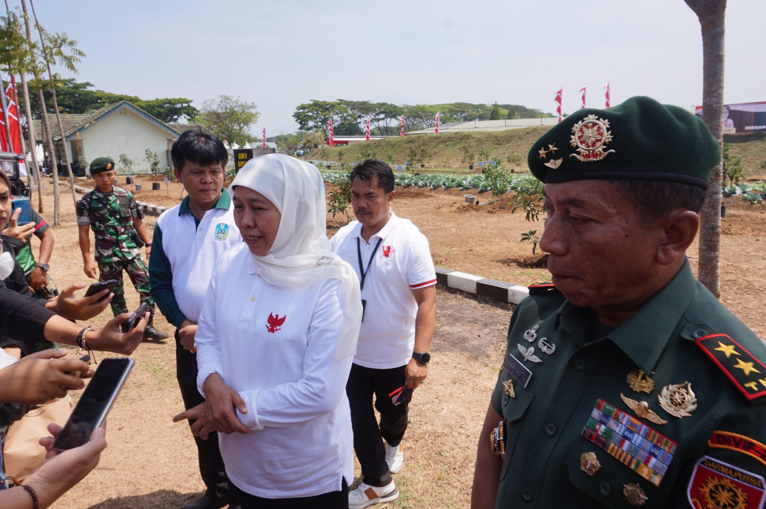 PT Dowa Eco System perusahaan pengolah limbah turut menghadiri perayaan hari lingkungan hidup sedunia di jawa timur. Turut hadir yaitu gubernur jawa timur Ibu Khofifah Indar Parawangsa