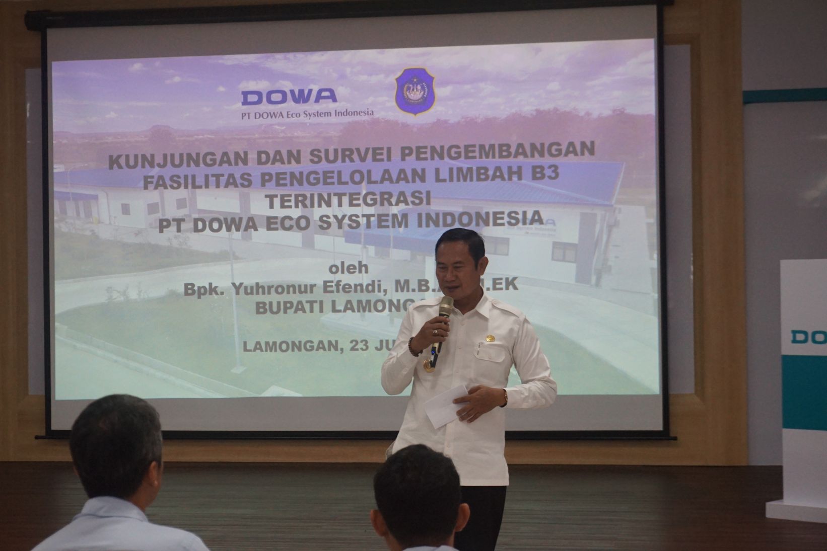 Yuhronur Efendi mengunjungi pt dowa eco system indonesia landfill wwtp perusahaan pengolahan limbah