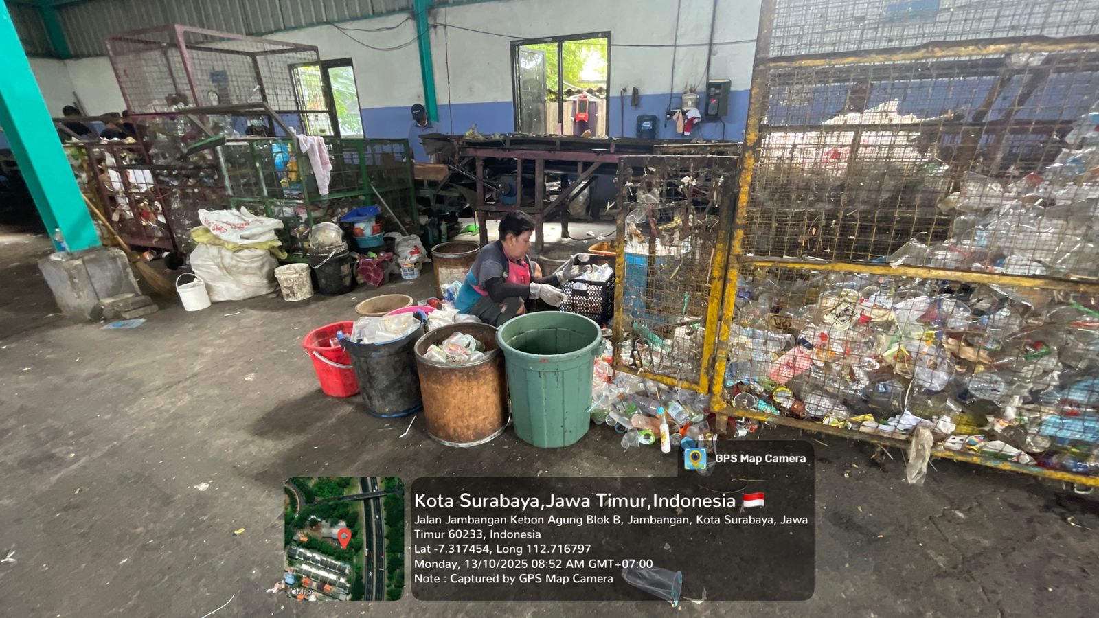 PT Dowa Eco System Indonesia perusahaan jasa dan transportasi pengelolaan limbah mengunjungi TPA Jambangan Surabaya 3