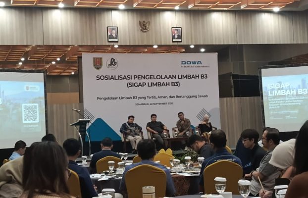 DLH Kota Semarang dan PT DESI Gelar Sosialisasi SIGAP Limbah B3 bagi Pelaku Usaha